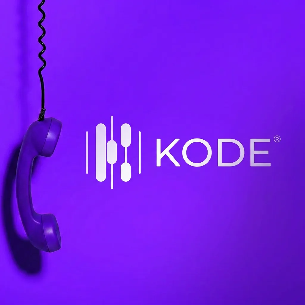 Abgenommener Telefonhörer hängt am Kabel vor violettem Hintergrund mit KODE® Logo
